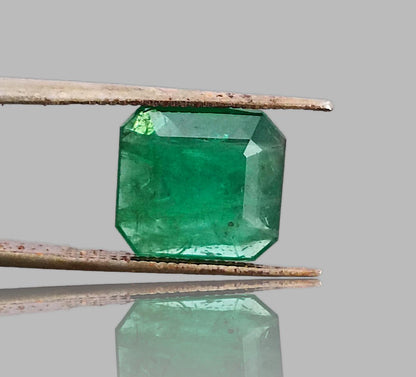 4.06ct Emerald Cut Zambian Emerald , 100% Natural Gemstone.