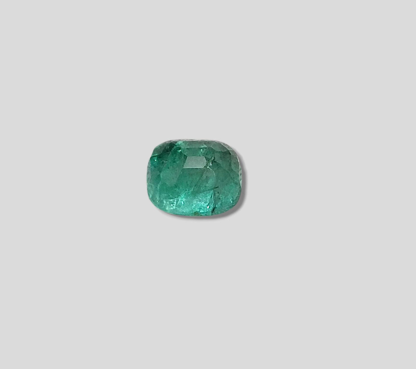 2.95ct Cushion cut Zambian Emerald, 100% Natural Gemstone