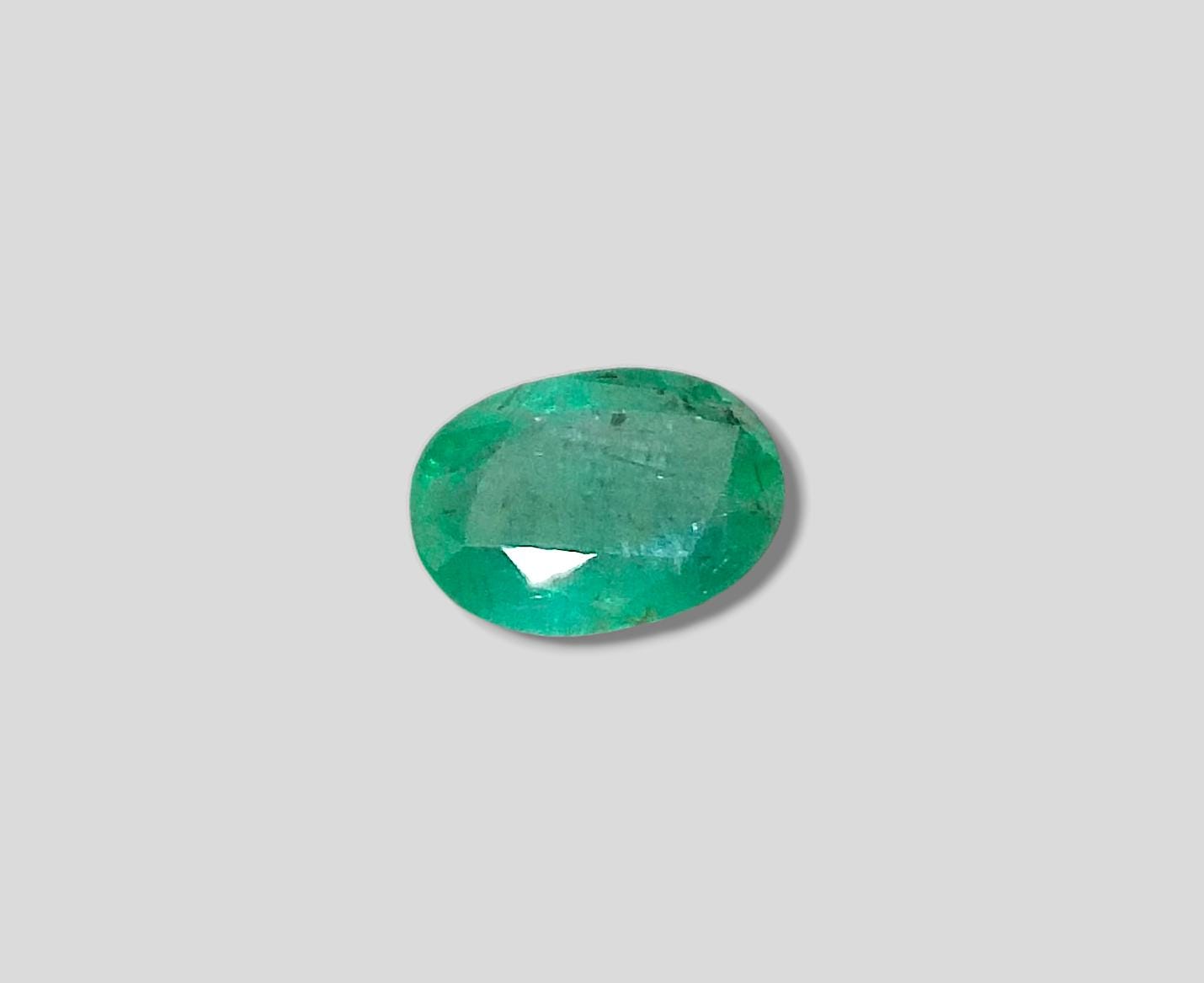 3.39ct Velvet Green Zambian Emerald , 100% Natural Earth Mined Gemstone.