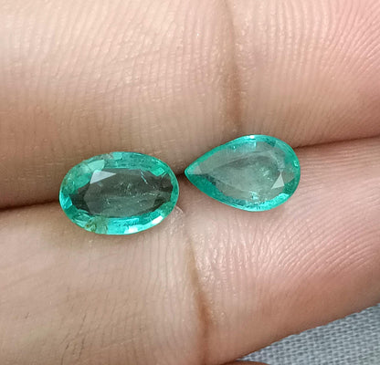 2.40ct / 2 pcs Zambian  Emeralds , 100% Natural Earth Mined Gemstones.