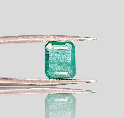 2.70ct Zambian Emerald , 100% Natural Gem