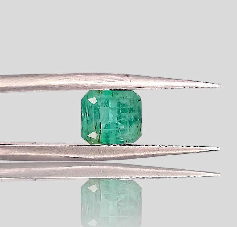 1.65ct Ethiopian Emerald , 100% Natural Earth Mined Gem.