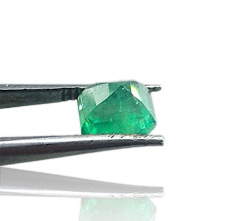 2.26ct Zambian Emerald, 100% Natural Gem