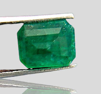 1.38ct Zambian Emerald , 100% Natural Gem