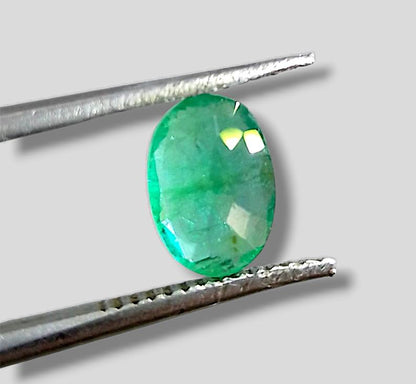 1.35ct Vivid Green Emerald, 100% Natural Gem