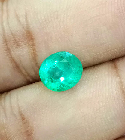 2.34ct Vivid Green Colombian Emerald, 100% Natural Gemstone