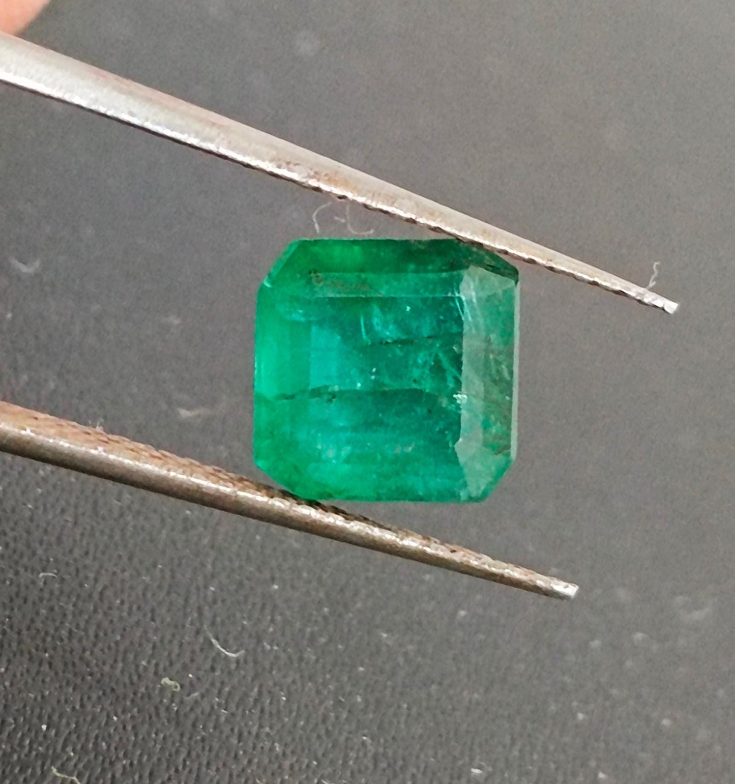 2.28ct Deep Green Zambian Emerald , 100% Natural Earth Mined Gem.