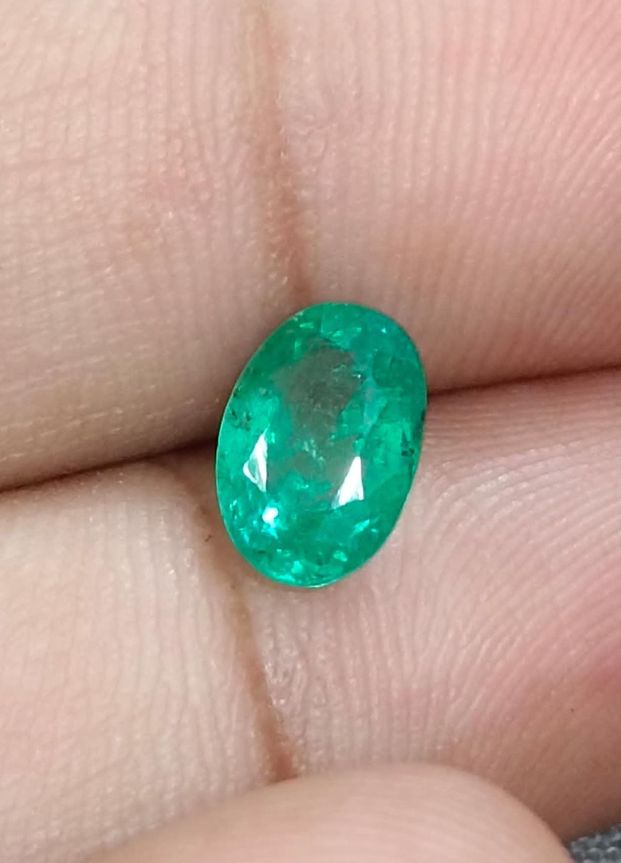 GSI Certified 1.46ct Medium Vivid Green Zambian Emerald , 100% Natural Earth Mined Gemstone