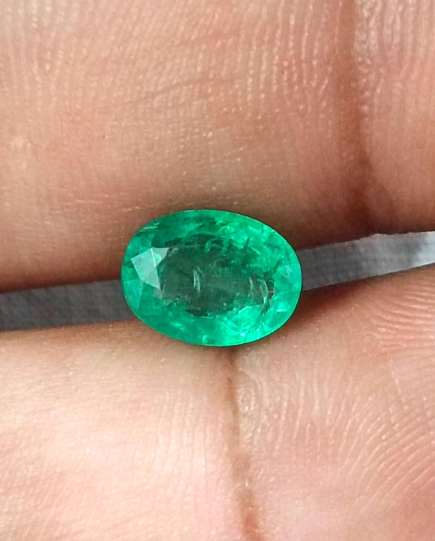 1.97ct Zambian Emerald , 100% Natural Earth Mined Gemstone