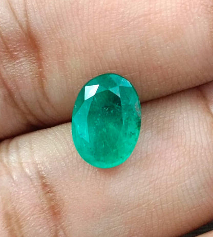 GSI Certified 2.66ct Zambian Emerald , 100% Natural Earth Mined Gemstone