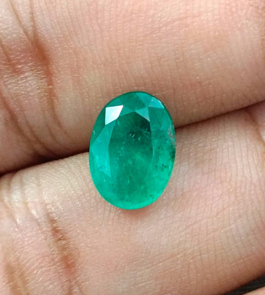 GSI Certified 2.66ct Zambian Emerald , 100% Natural Earth Mined Gemstone