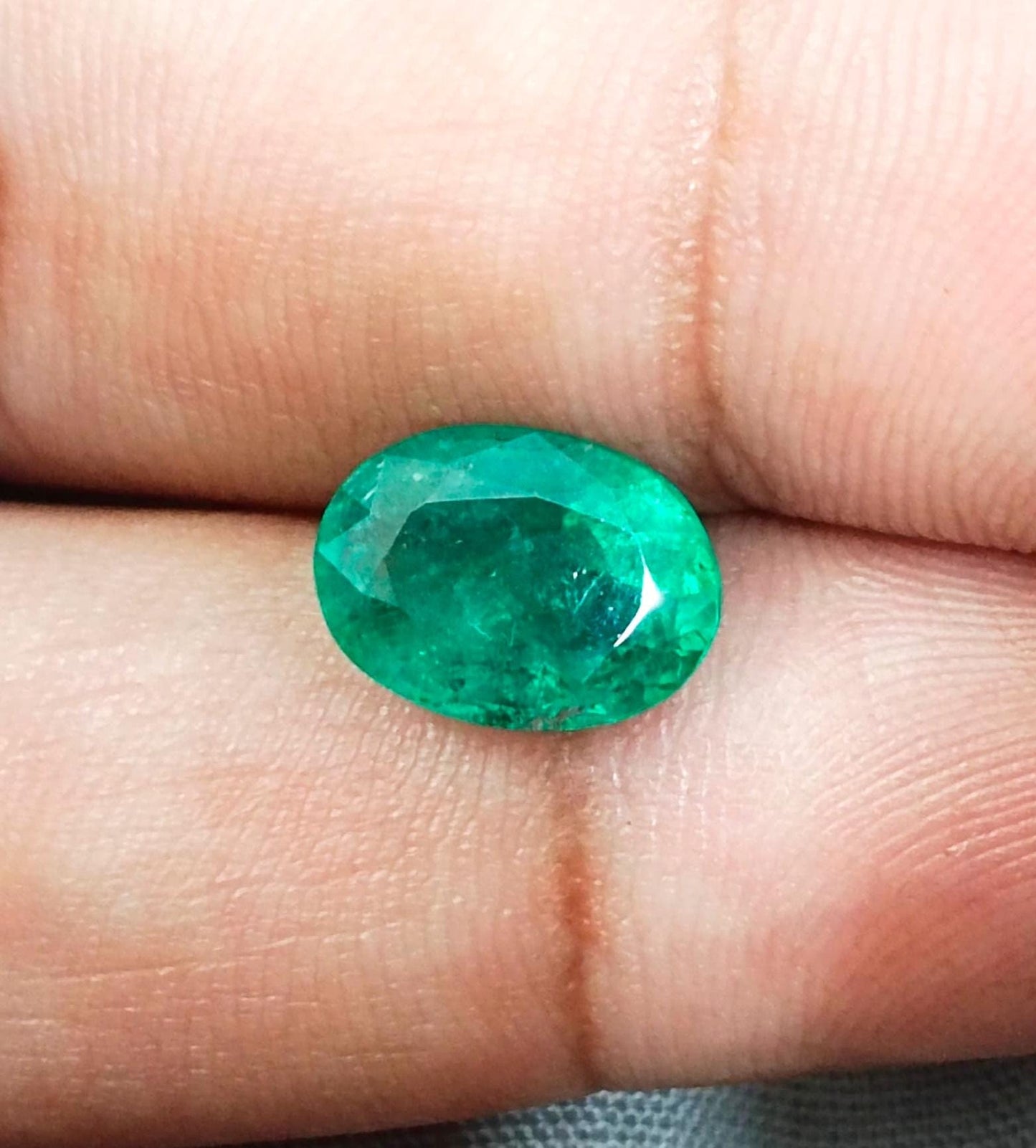 GSI Certified 2.66ct Zambian Emerald , 100% Natural Earth Mined Gemstone