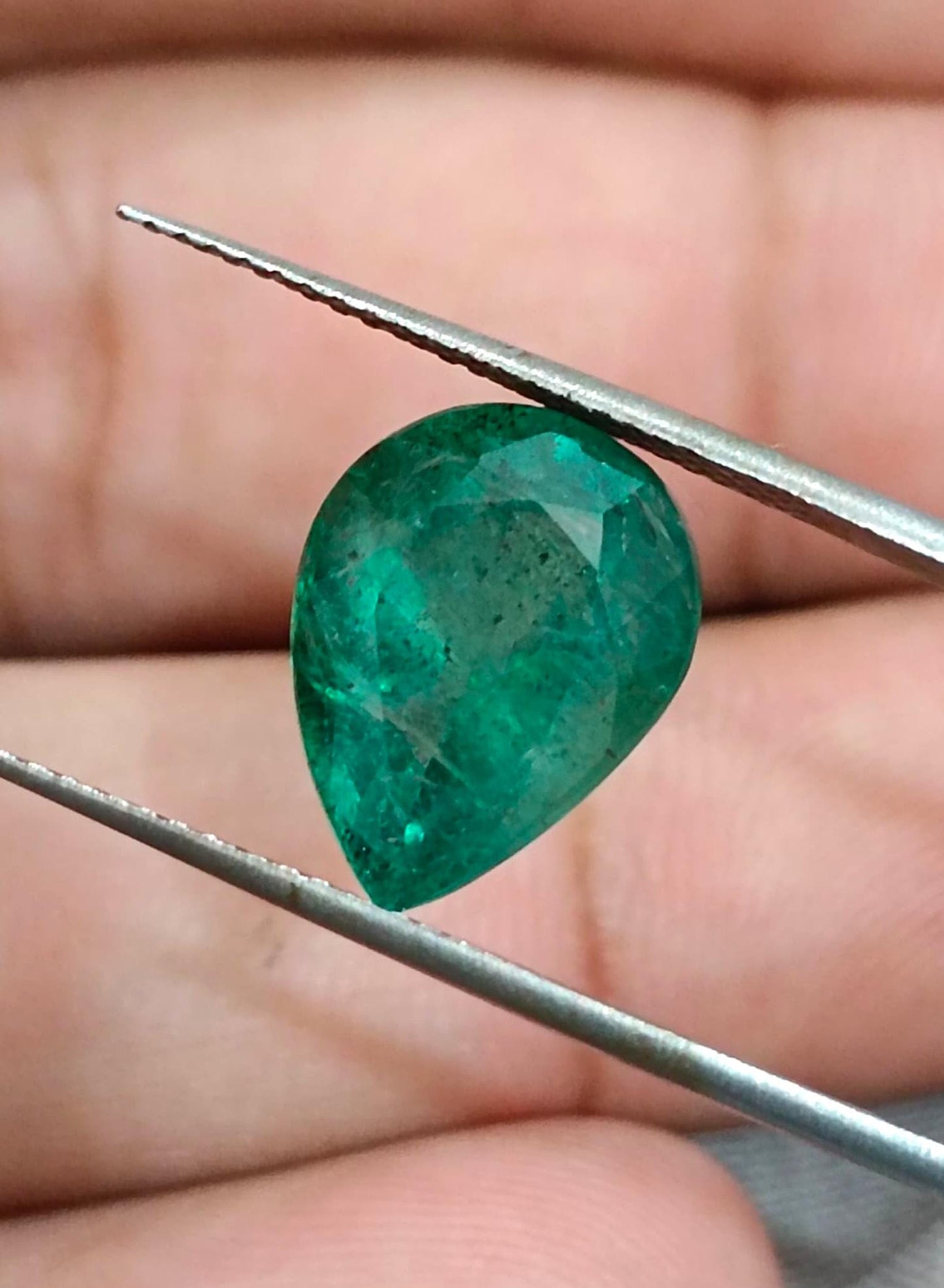 GSI Certified 4.60ct Deep Green Zambian Emerald , 100% Natural Earth Mined Gemstone