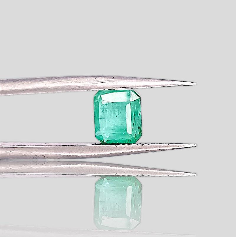 1.55ct Ethiopian Emerald, 100% Natural Earth mined Gem