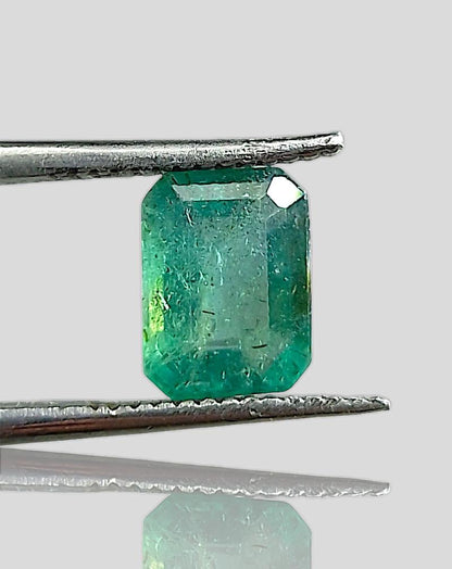 1.74ct Zambian Emerald, 100% Natural Gem