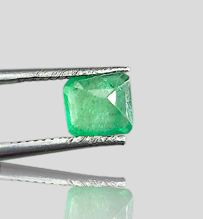 1.16ct Vivid Grass Green Emerald , 100% Natural Gem