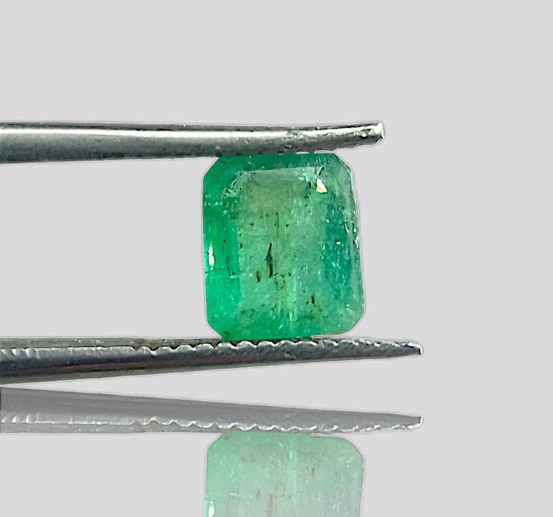 1.60ct Zambian Emerald, 100% Natural Gem