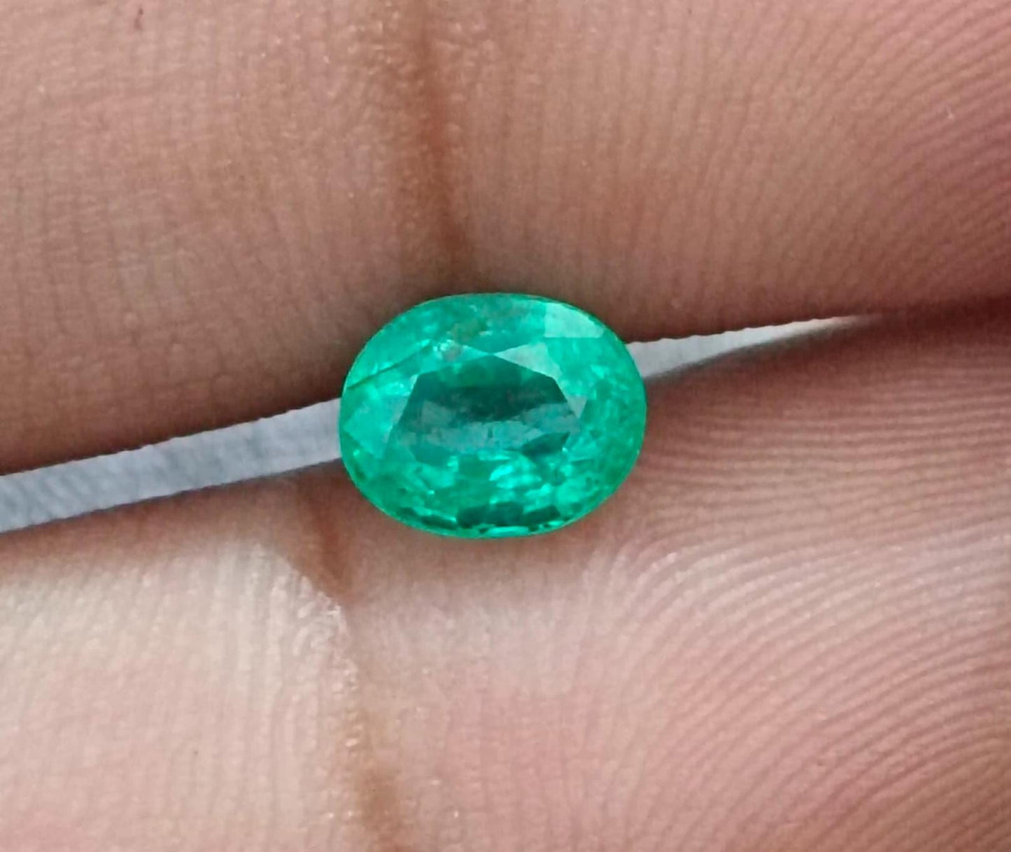 1.18ct Vivid Green Emerald, 100% Natural Gem