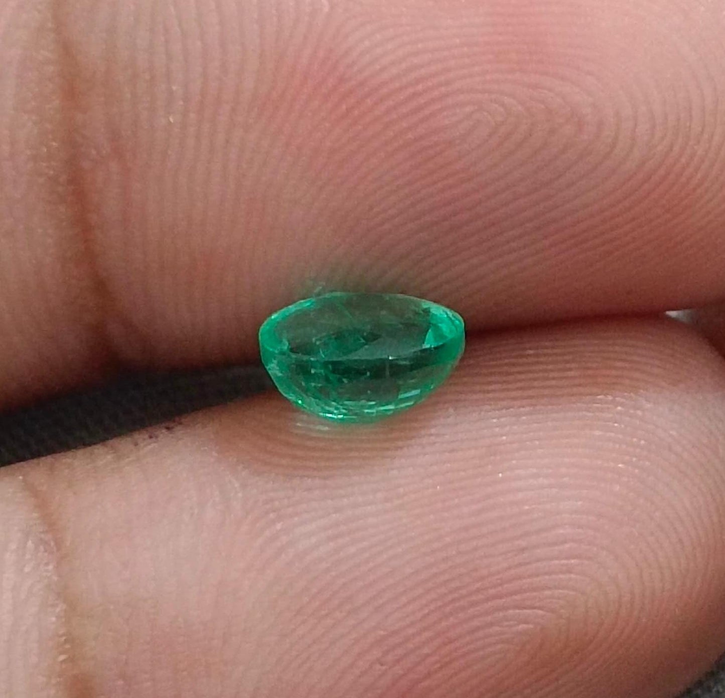 1.18ct Vivid Green Emerald, 100% Natural Gem