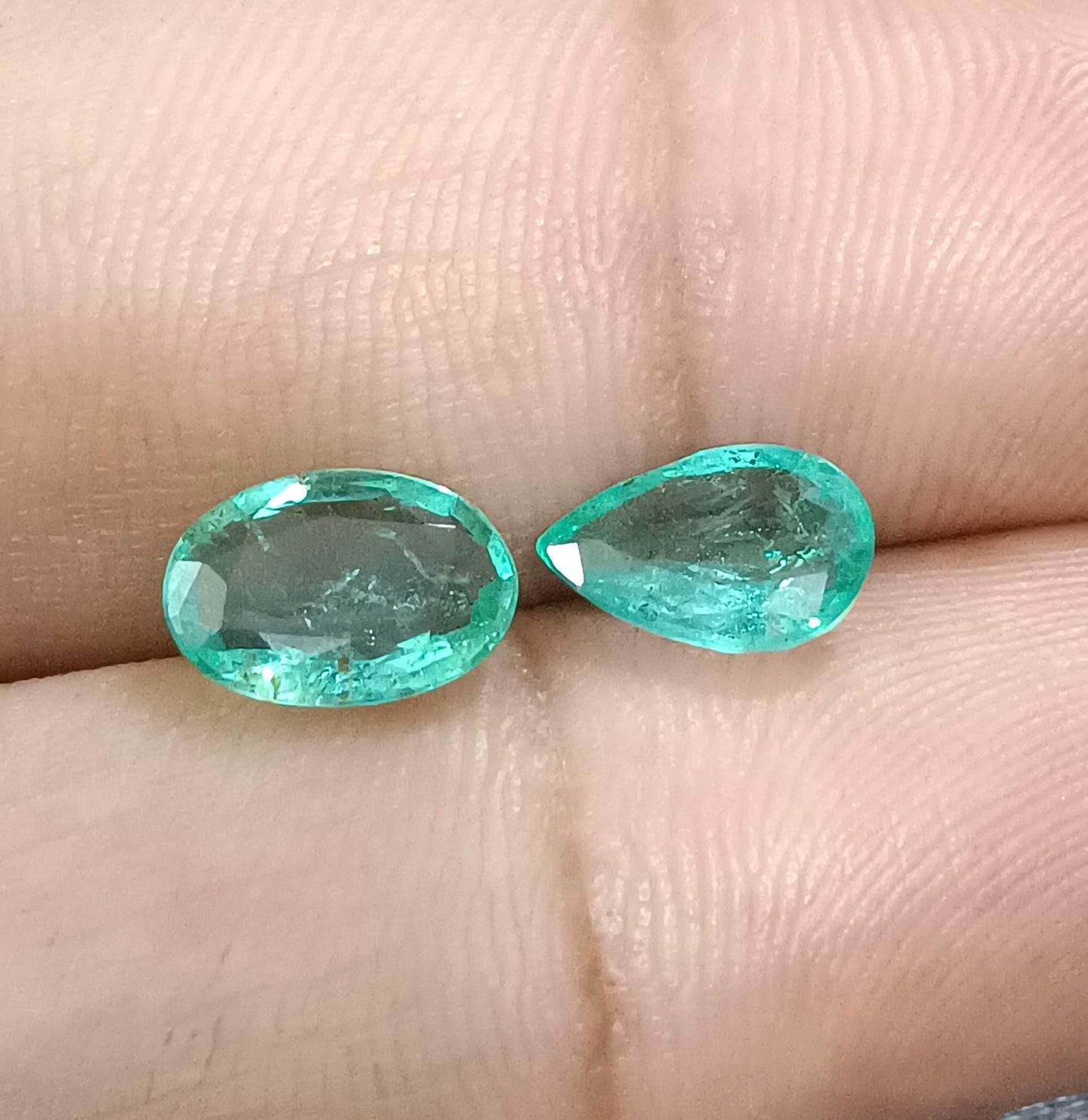 2.40ct / 2 pcs Zambian  Emeralds , 100% Natural Earth Mined Gemstones.