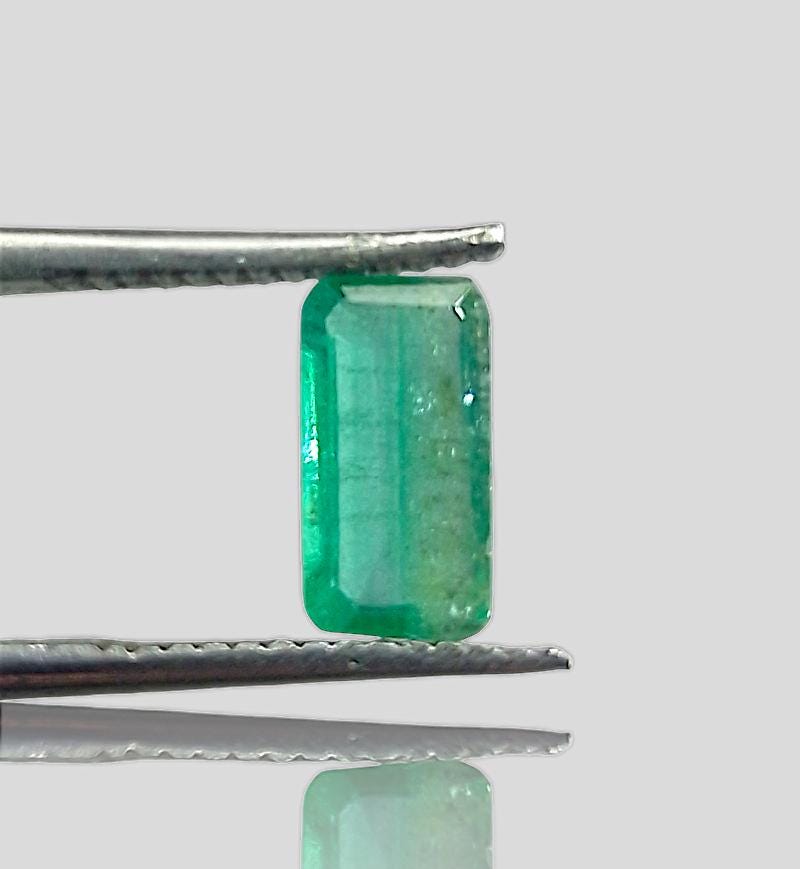 1.01ct Zambian Emerald , 100% Natural Gem