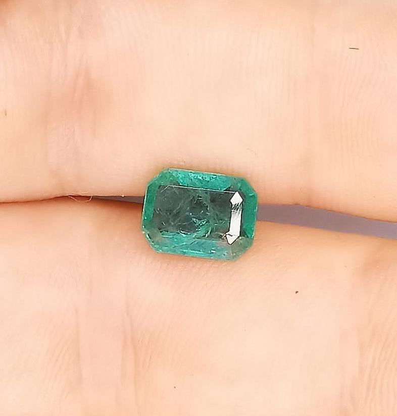 2.05ct Zambian Emerald, 100% Natural Gem