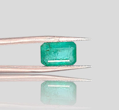 2.25ct Zambian Emerald , 100% Natural Gem