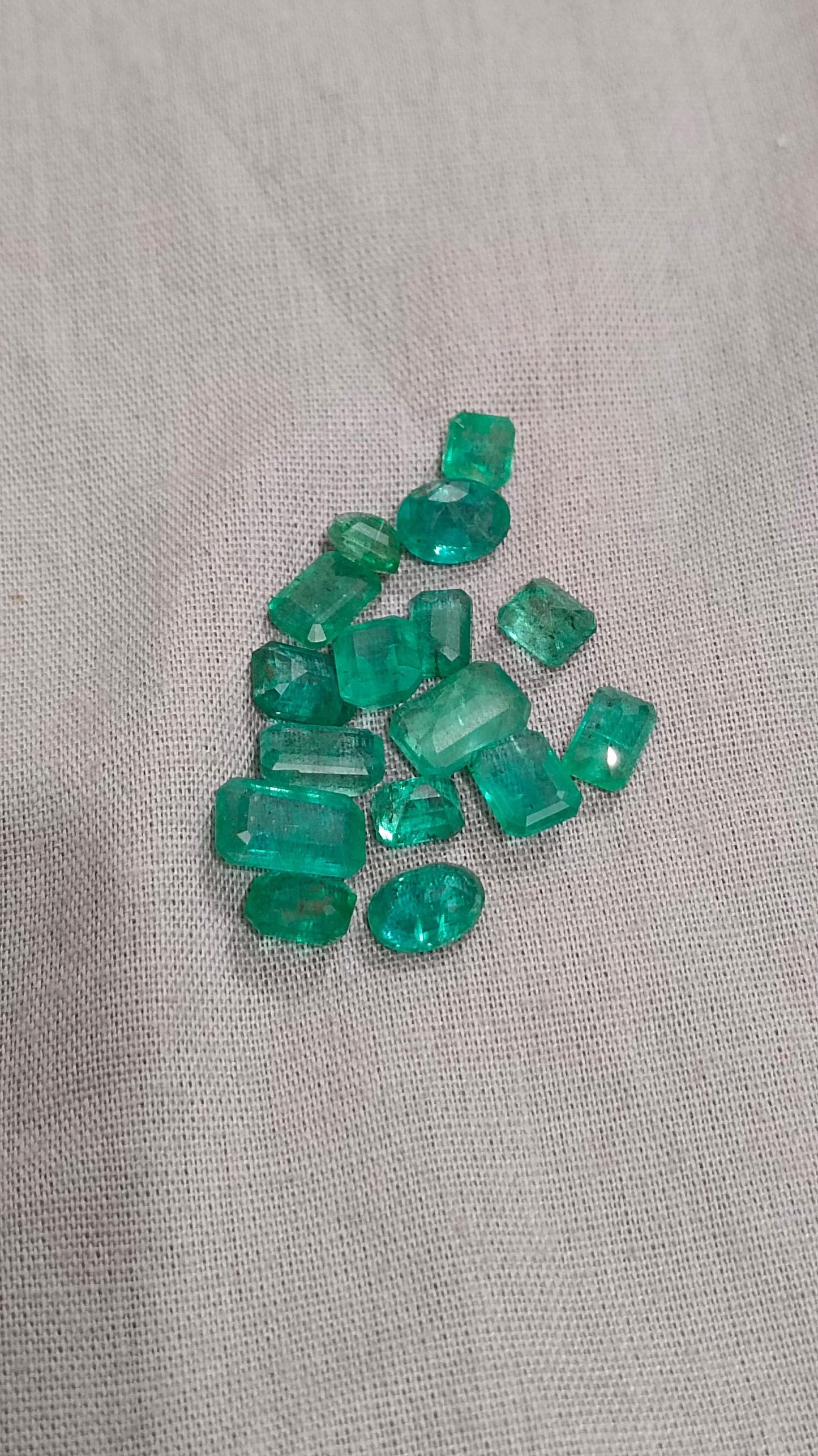 15.48ct Nice Quality Emerald Parcel, 100% Natural Gemstones