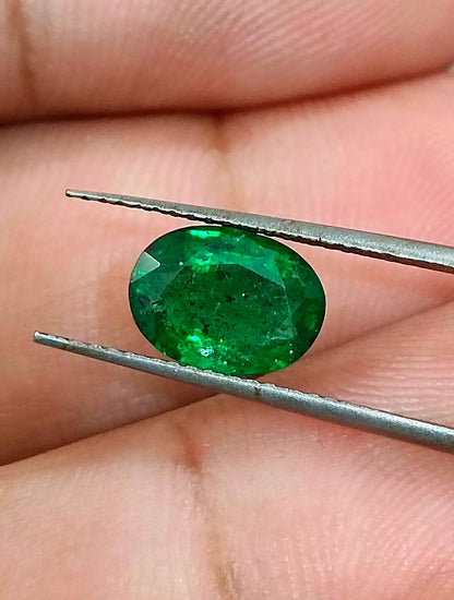 GSI Certified 1.46ct Vivid Deep Swat Emerald , 100% Natural Earth Mined Gemstone