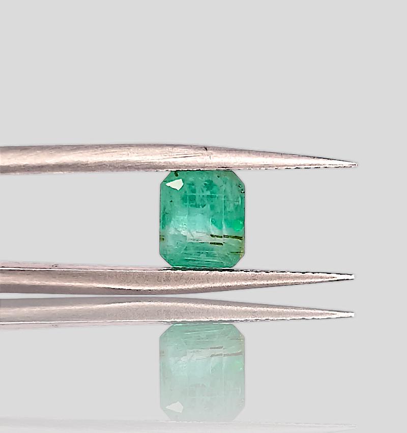 1.65ct Ethiopian Emerald , 100% Natural Earth Mined Gem.