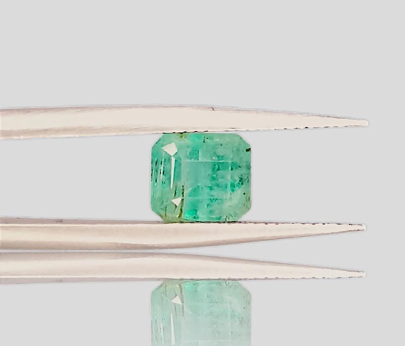 1.65ct Ethiopian Emerald , 100% Natural Earth Mined Gem.