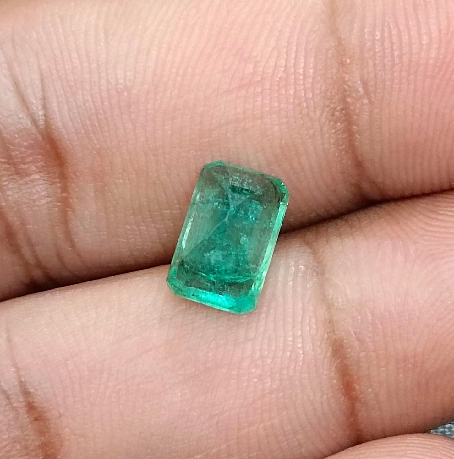 2.71ct Velvet Green Zambian Emerald , 100% Natural Earth Mined Gemstone