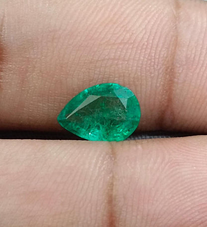 1.81ct Bright Green Zambian Emerald , 100% Natural Earth Mined Gemstone