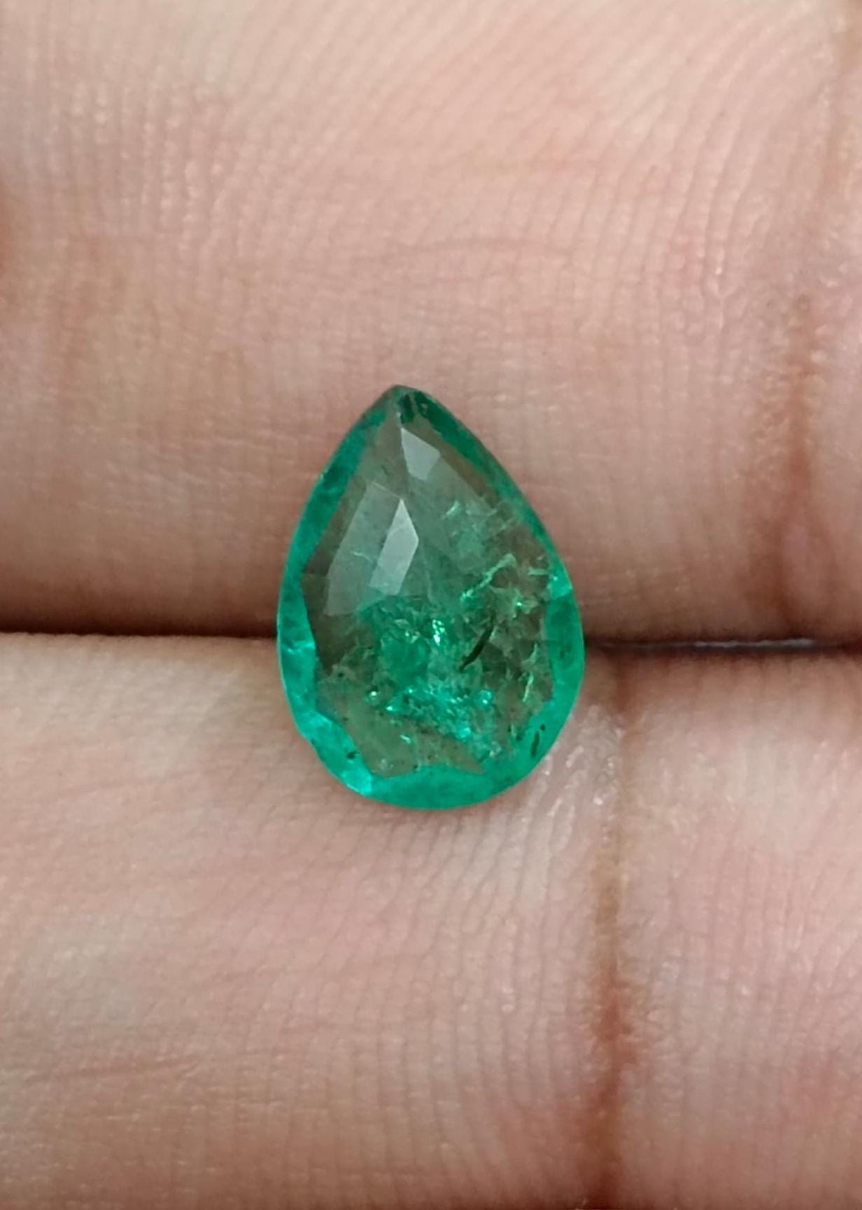 1.81ct Bright Green Zambian Emerald , 100% Natural Earth Mined Gemstone