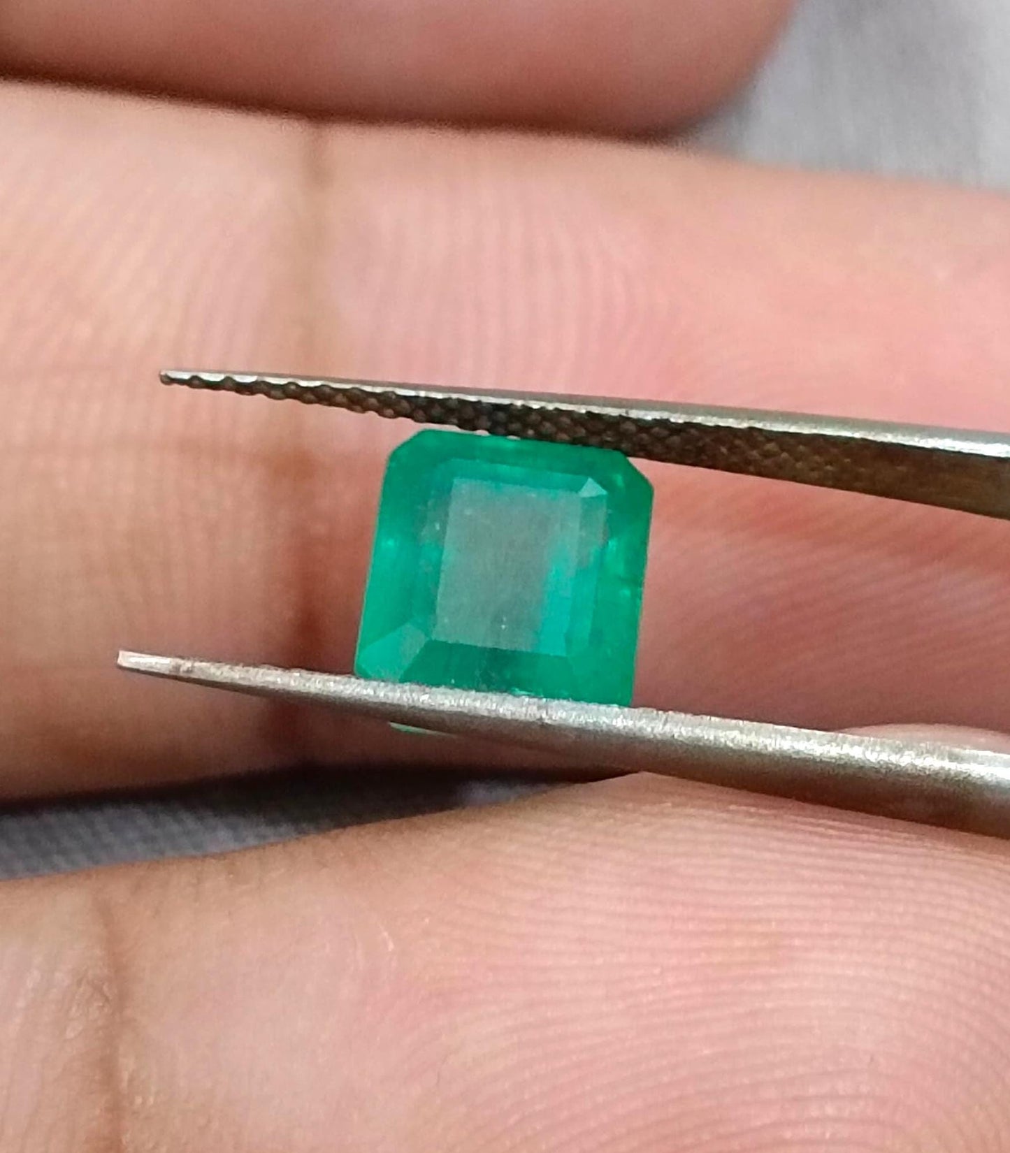 2.82ct Velvet Green Zambian Emerald , 100% Natural Earth Mined Gemstone