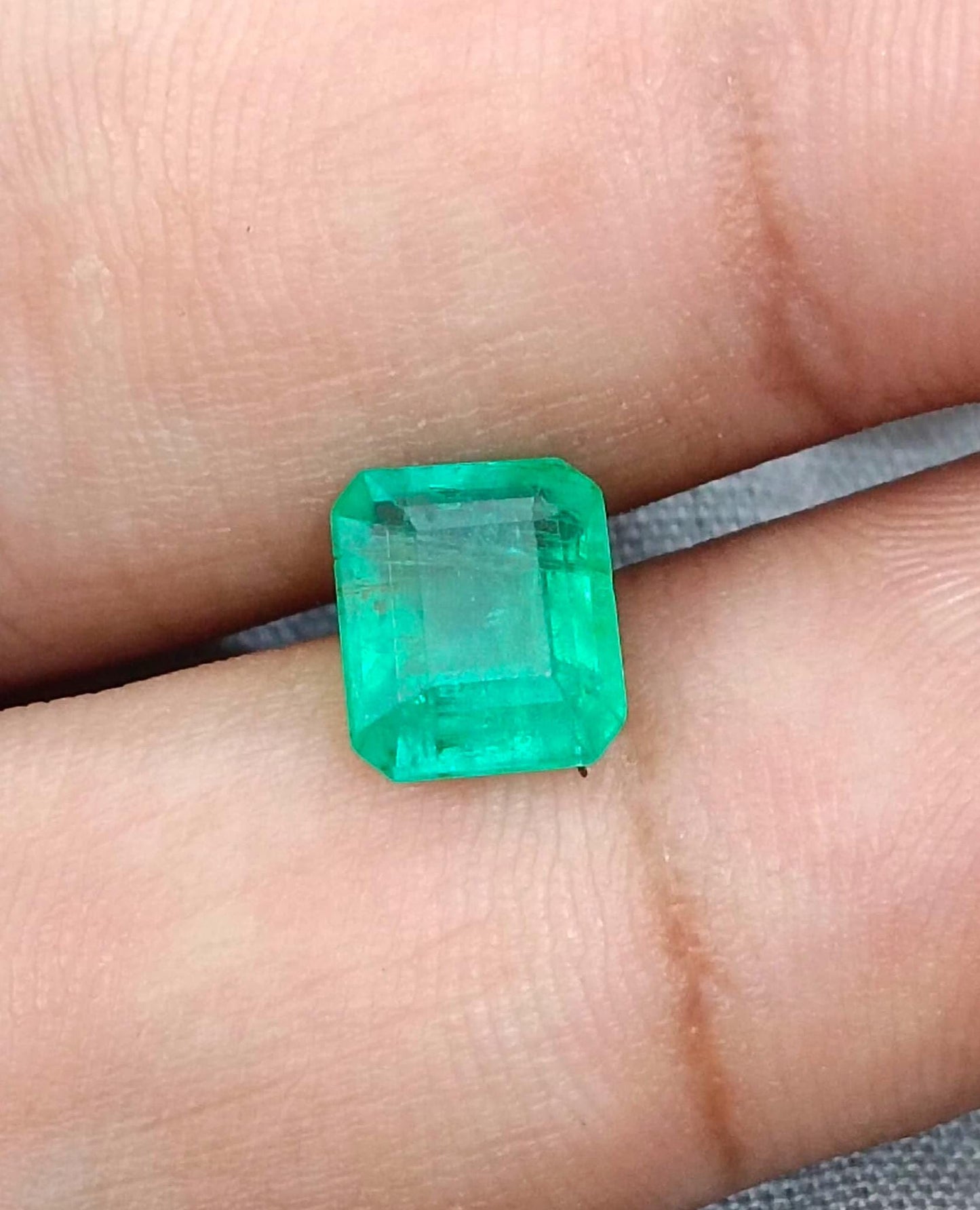 1.73ct Velvet Green Zambian Emerald , 100% Natural Earth Mined Gemstone