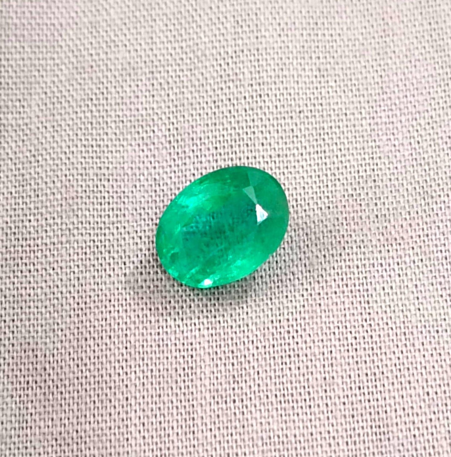 2.80ct Vivid Golden Green Panjshir Emerald , 100% Natural Earth Mined Gemstone