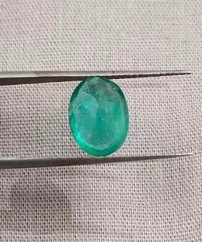 GSI Certified 2.66ct Zambian Emerald , 100% Natural Earth Mined Gemstone