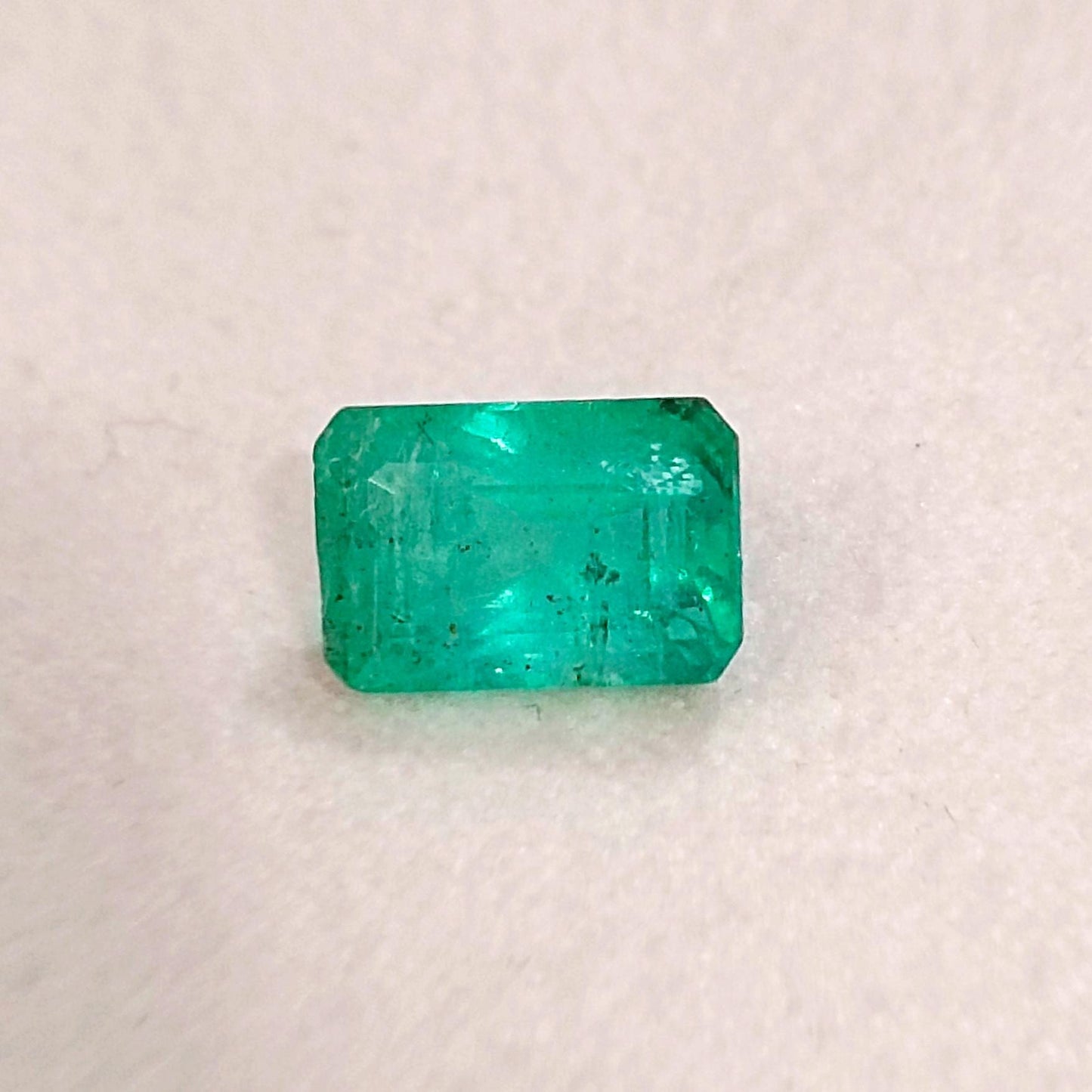 2.71ct Velvet Green Zambian Emerald , 100% Natural Earth Mined Gemstone