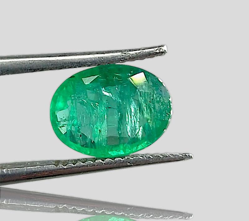 2.38ct Vivid Bright Green Emerald, 100% Natural Gem