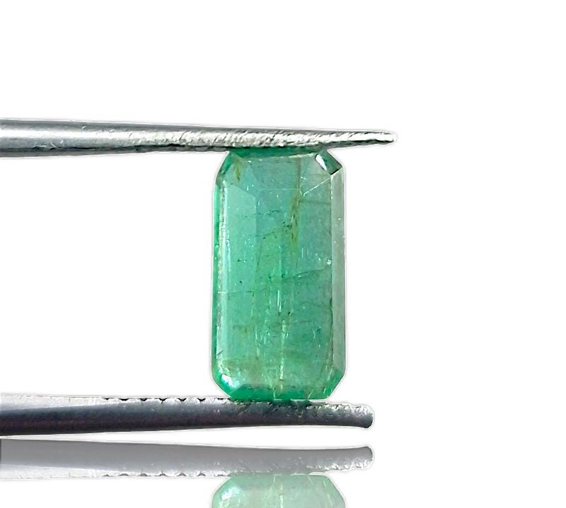 2.05ct Zambian Emerald, 100% Natural Gemstone