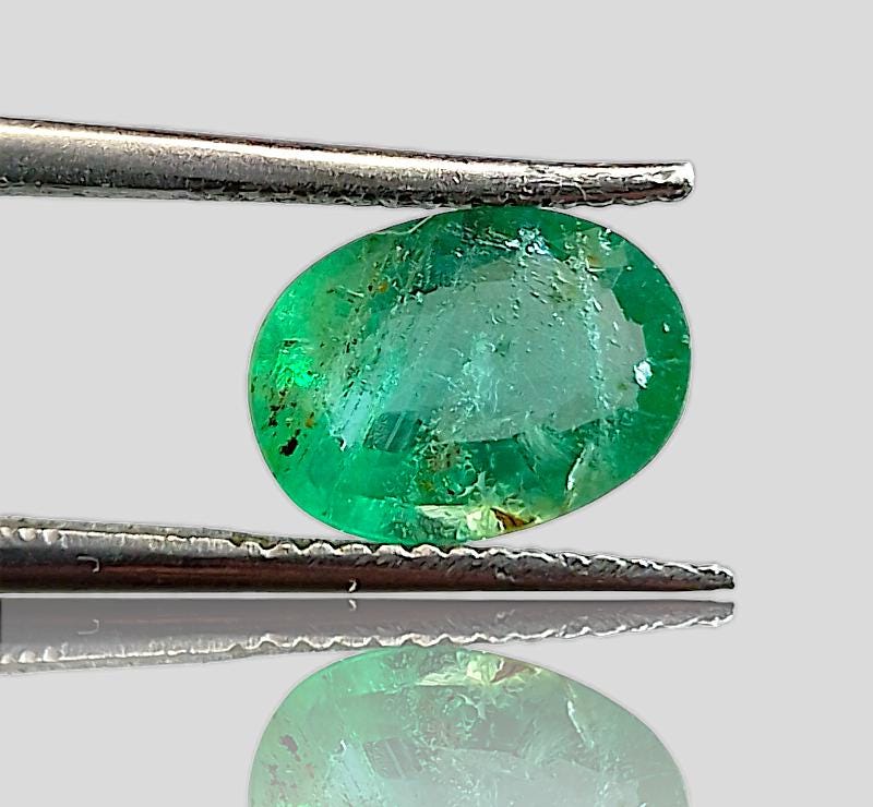 2.05ct Vivid Bright Green Emerald, 100% Natural Gem