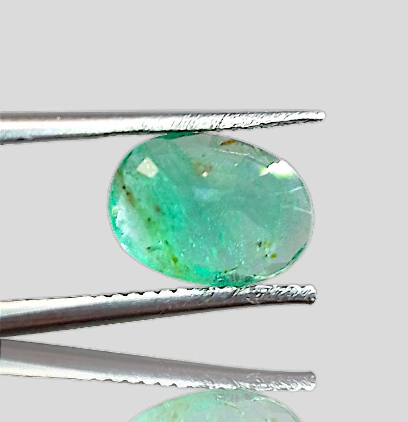 2.05ct Vivid Bright Green Emerald, 100% Natural Gem