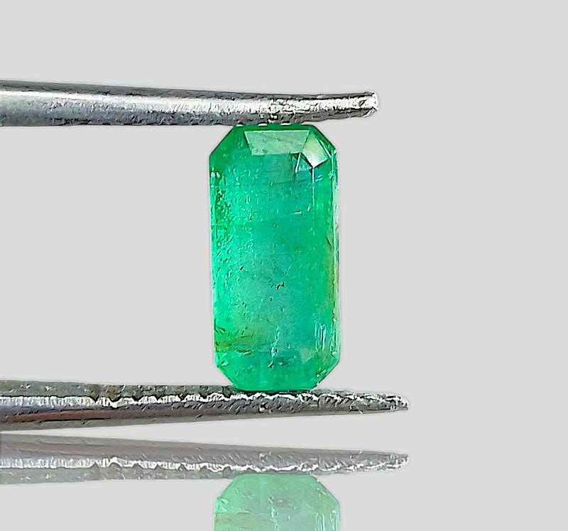 1.73ct Zambian Emerald, 100% Natural Gem