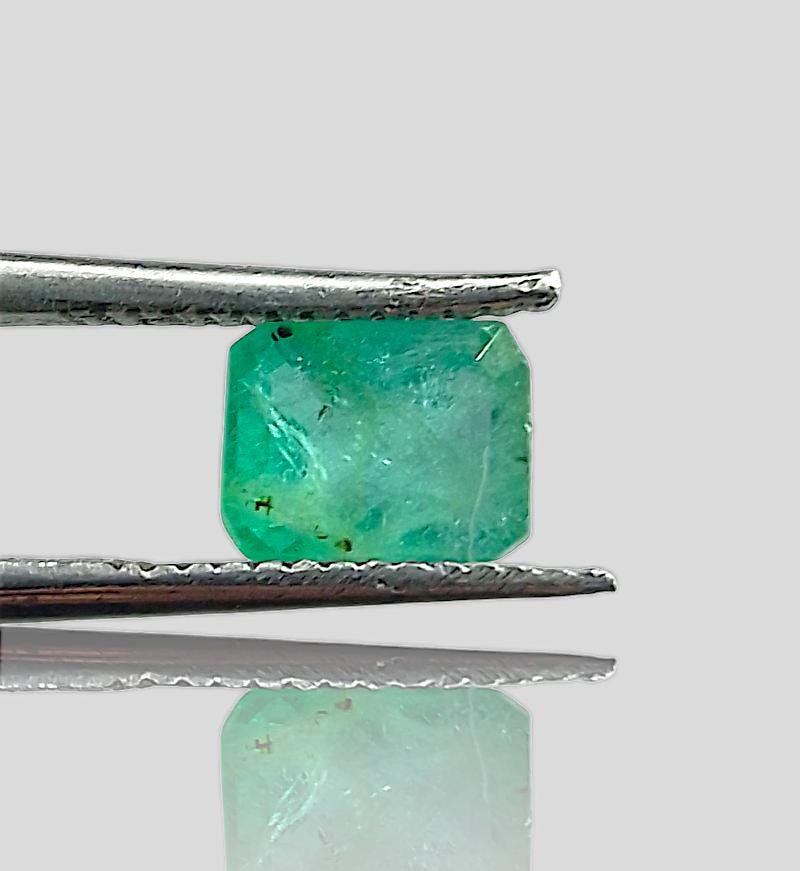 1.35ct Zambian Emerald , 100% Natural Gem