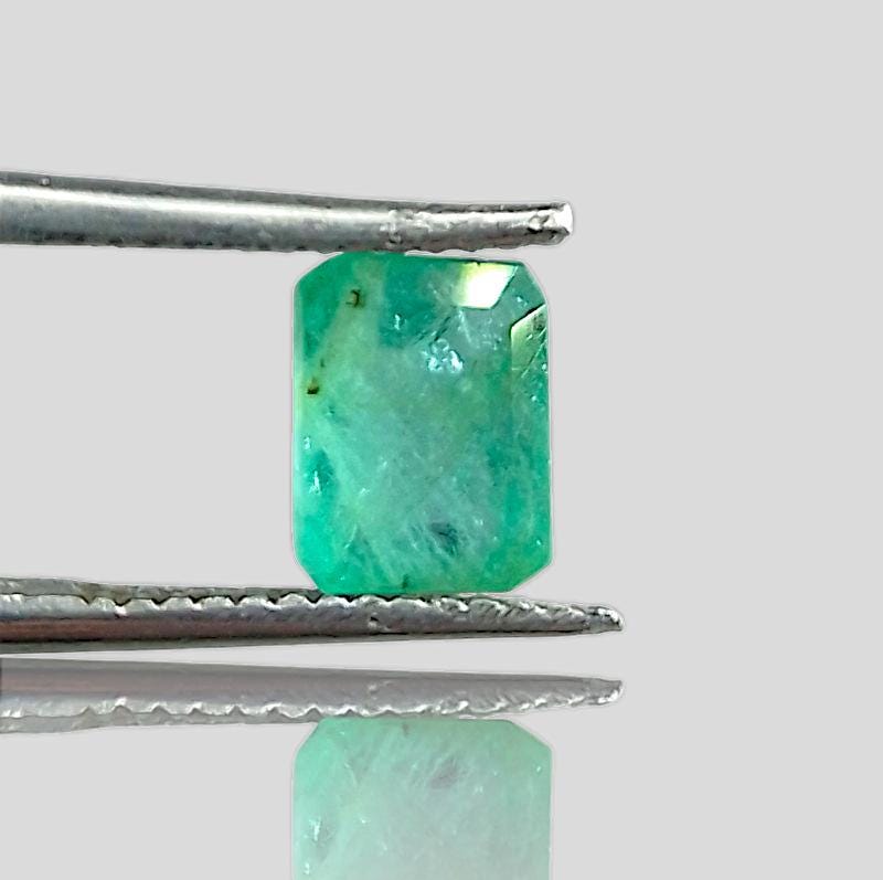 1.35ct Zambian Emerald , 100% Natural Gem