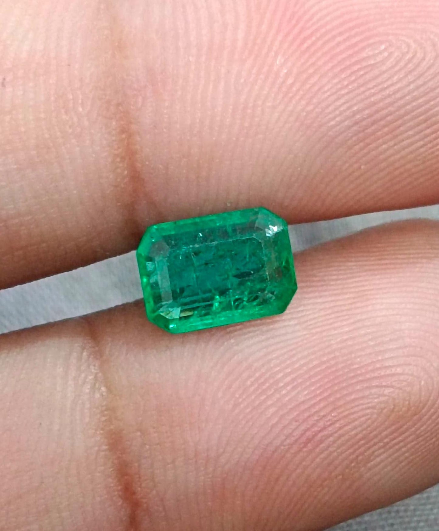 GSI Certified 1.56ct Medium Intense Green Emerald, 100% Natural Gemstone