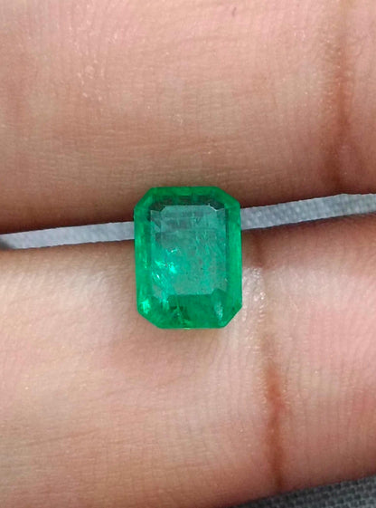 GSI Certified 1.56ct Medium Intense Green Emerald, 100% Natural Gemstone