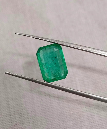 GSI Certified 1.56ct Medium Intense Green Emerald, 100% Natural Gemstone