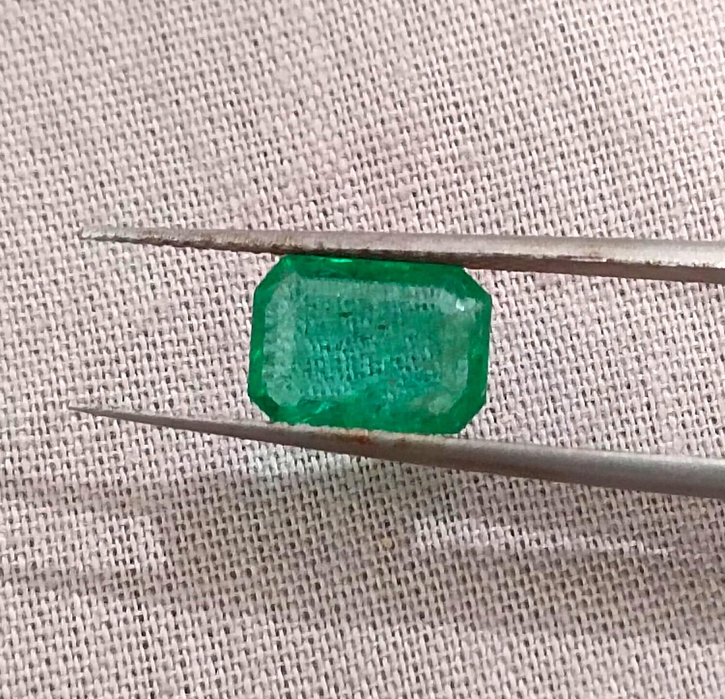 GSI Certified 1.56ct Medium Intense Green Emerald, 100% Natural Gemstone